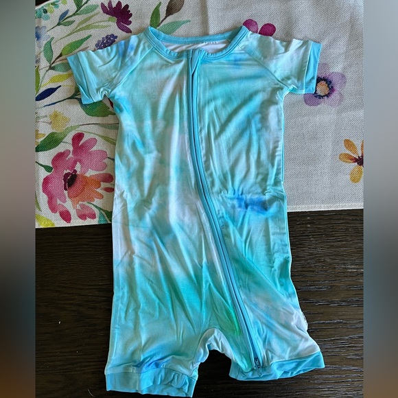 Little Sleepies shorties size 18-24Mo in blue tie dye nwt - Picture 1 of 5